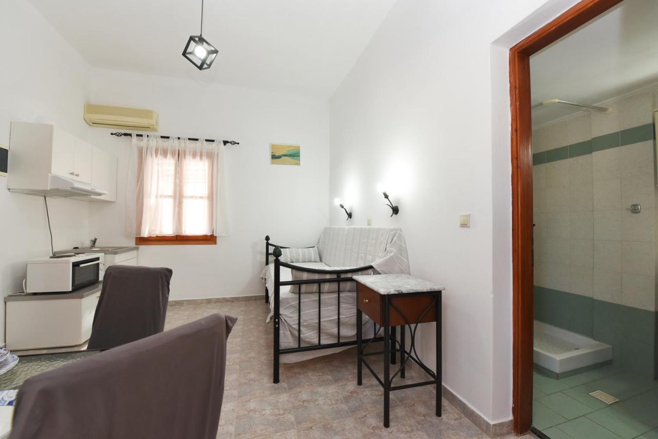 Klotho Appartement Posidhonía Buitenkant foto